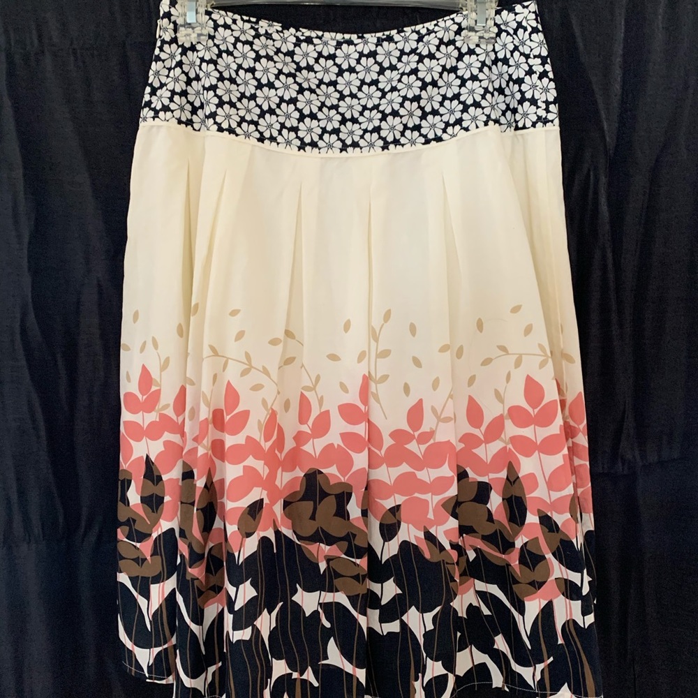 Apt 9 Flowered Skirt
